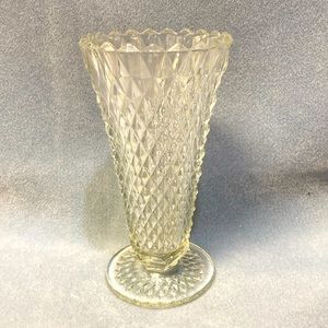 Princess House CLEAR DIAMOND CUT GLASS VASE